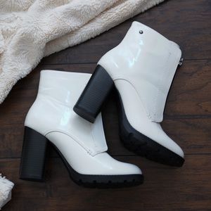 Simply Vera Wang | White + Black Zipper Booties